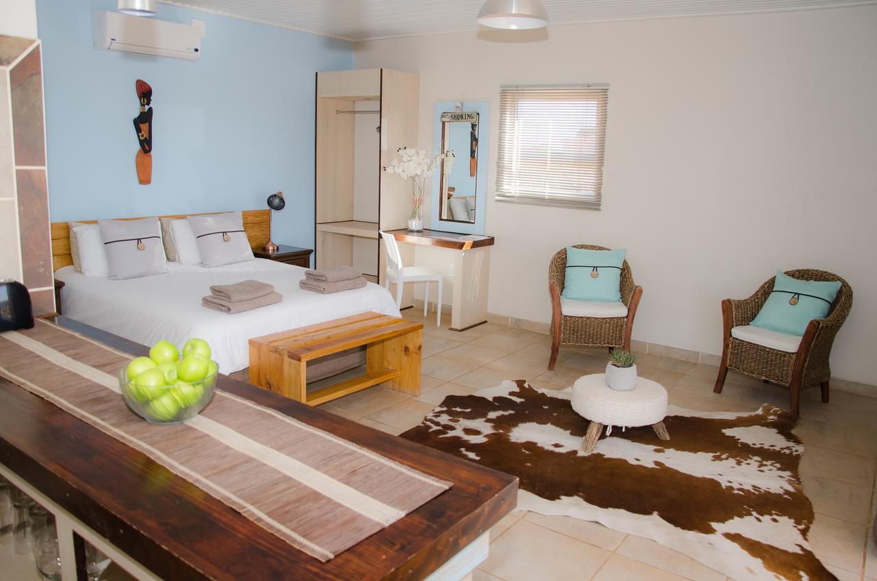 Kgalagadi Lodge Askham Exteriör bild